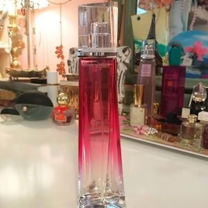 GIVENCHY Very Irresistible EDT
